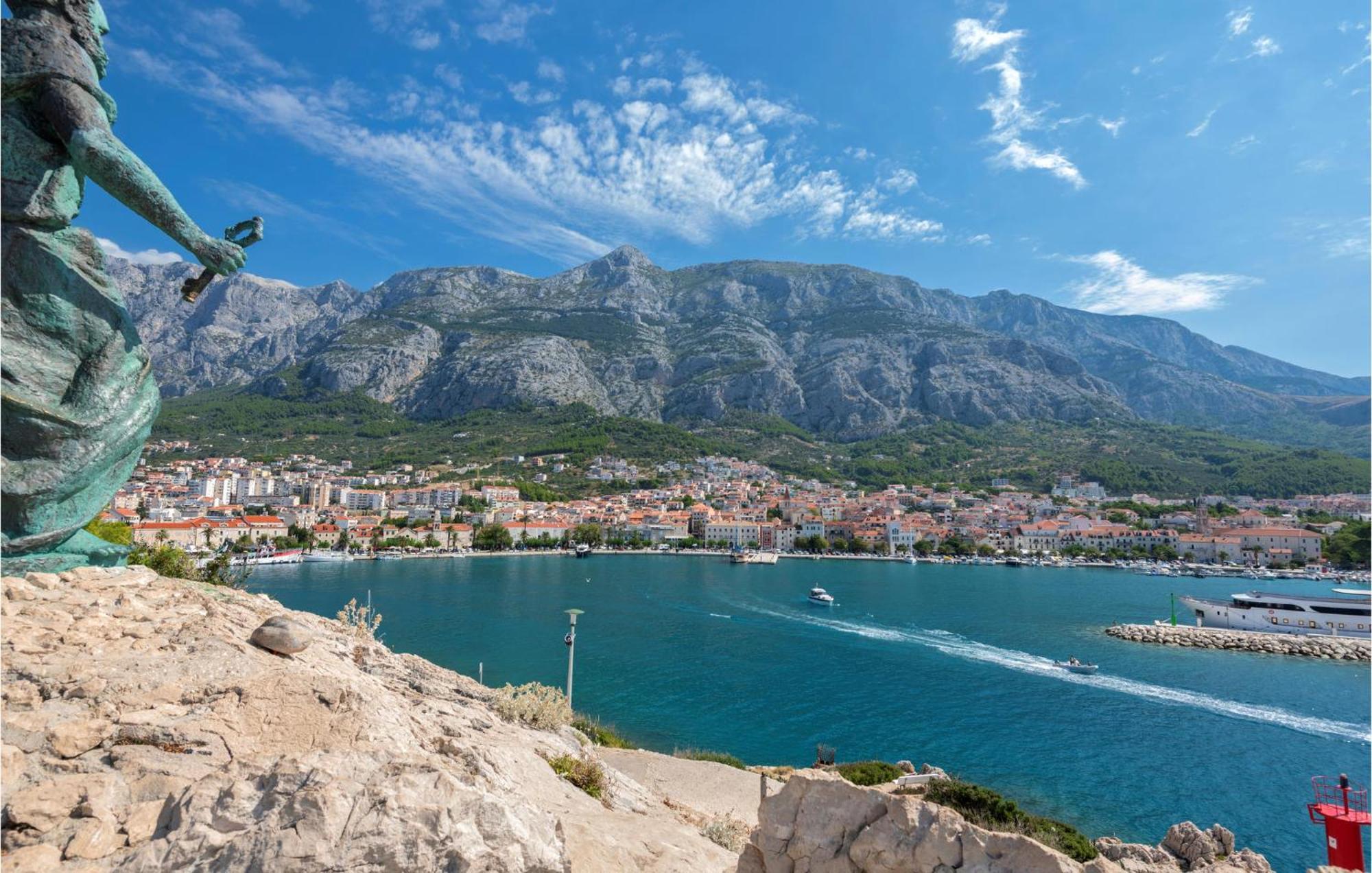 1 Bedroom Beautiful Apartment In Baska Voda Exterior photo