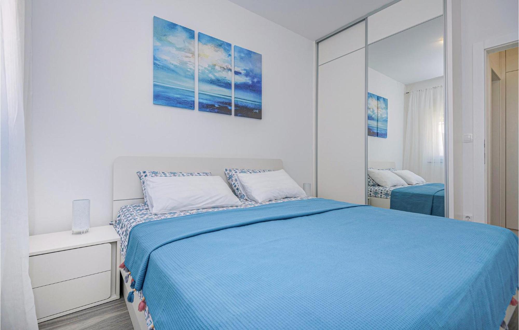 1 Bedroom Beautiful Apartment In Baska Voda Exterior photo